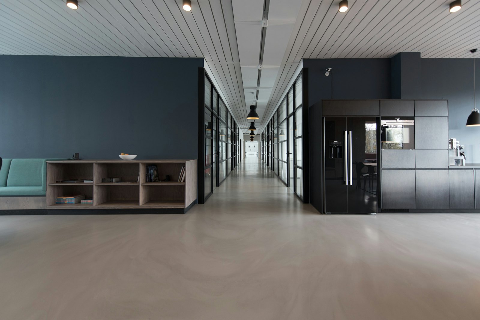Modern enterprise meeting room